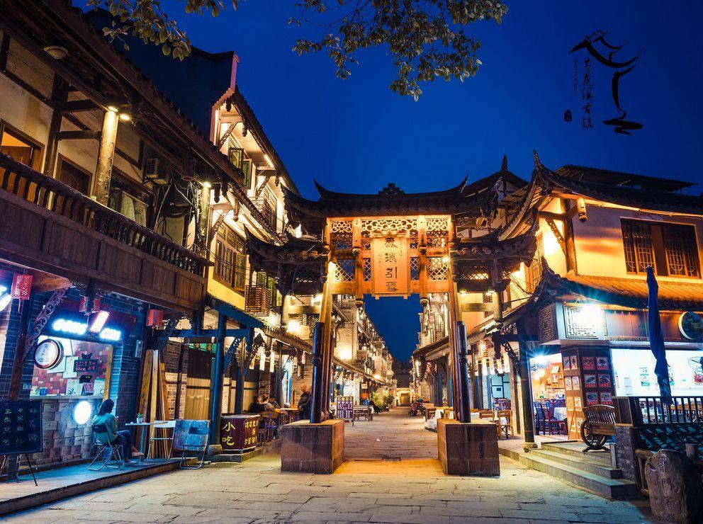 逃离地下古寺庙
